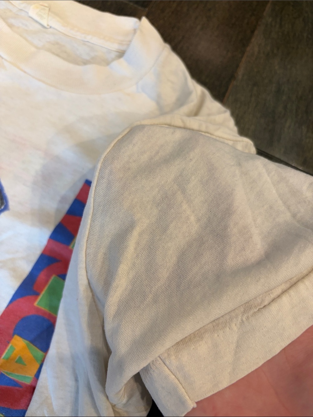 Vintage White Graphic Short Sleeve Tee with Multicolor Retro Print - Picture 4 of 7